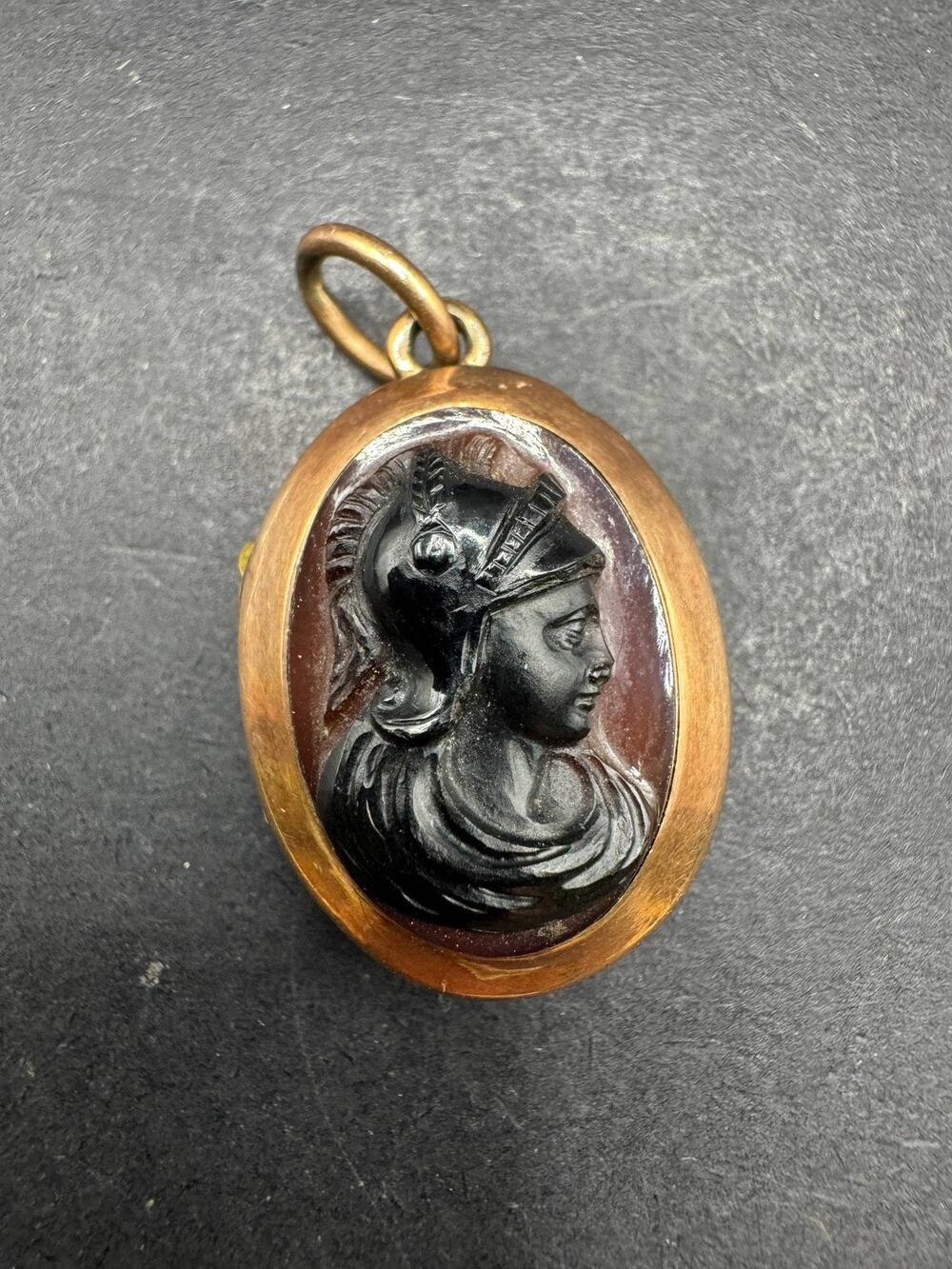 Vintage Cameo Pendant Warrior Profile Gold Filled Oval Jewelry Necklace Charm